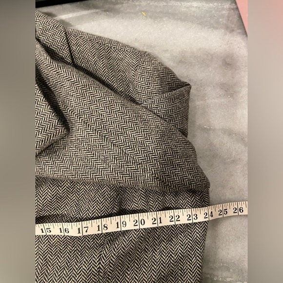 L.L. Bean Size 20 Gray Wool Herringbone Blazer Brown Leather Buttons Pink Lining - Picture 13 of 14